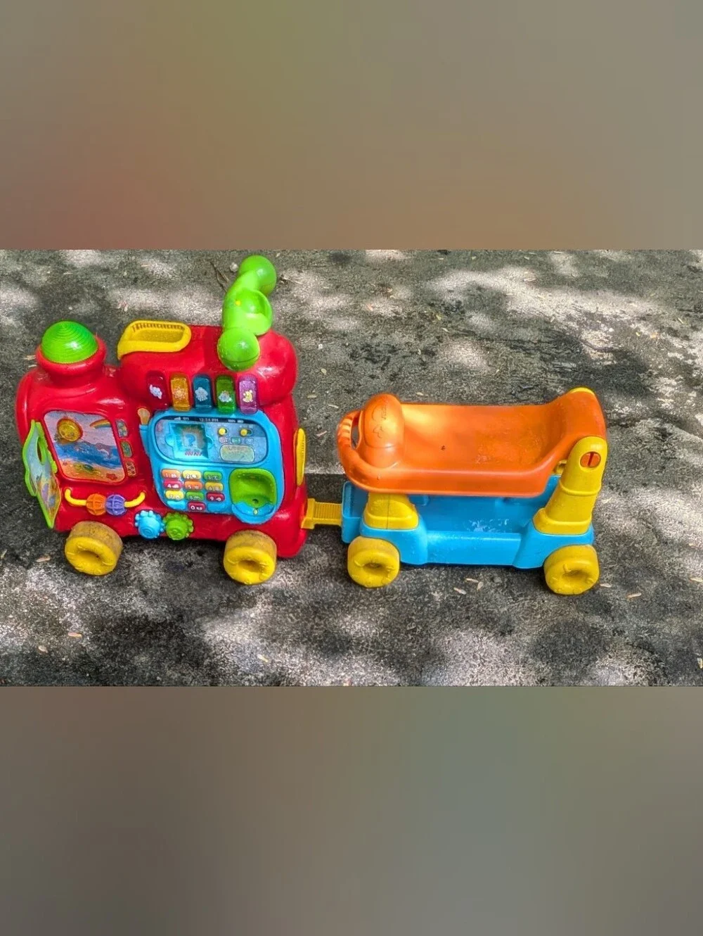 VTech Sit-To-Stand Ultimate Alphabet Train